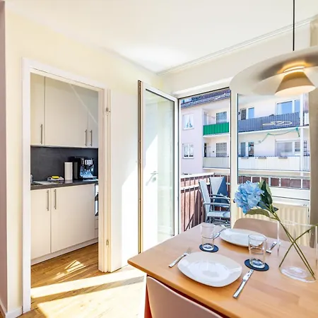 Zentral Wohnen Mit Stellplatz Und Balkon - Nahe Main Und Innenstadt *