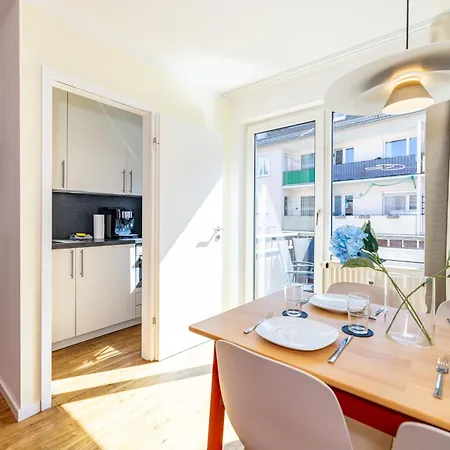 Zentral Wohnen Mit Stellplatz Und Balkon - Nahe Main Und Innenstadt *