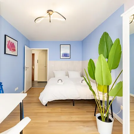 Zentral Wohnen Mit Stellplatz Und Balkon - Nahe Main Und Innenstadt
