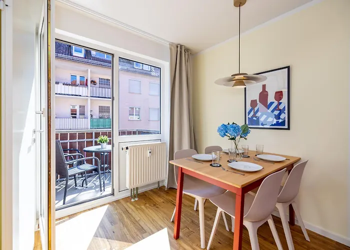 Zentral Wohnen Mit Stellplatz Und Balkon - Nahe Main Und Innenstadt فورتسبورغ