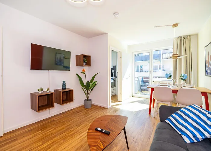 Zentral Wohnen Mit Stellplatz Und Balkon - Nahe Main Und Innenstadt فورتسبورغ